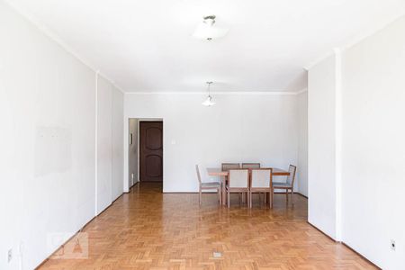 Apartamento à venda com 159m², 4 quartos e sem vagaSala