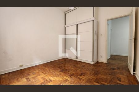 Quarto 1 de apartamento para alugar com 2 quartos, 69m² em Embaré, Santos