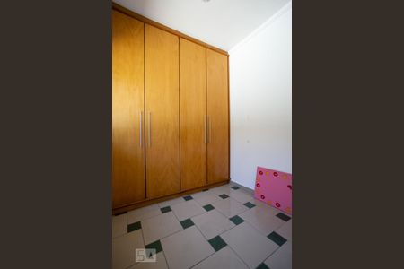 Casa à venda com 320m², 4 quartos e 6 vagas Casa à venda com 320m², 4 quartos e 6 vagasCloset da Suíte 3