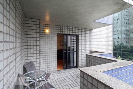 Varanda da sala  de apartamento para alugar com 1 quarto, 50m² em Funcionários, Belo Horizonte