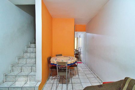 Sala de casa à venda com 2 quartos, 78m² em Jardim Henriqueta, Taboão da Serra