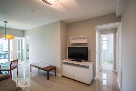 Sala de apartamento à venda com 2 quartos, 64m² em Cambuí, Campinas