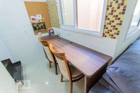 Mesa de apartamento à venda com 2 quartos, 59m² em Jardim Paraíso, Santo André