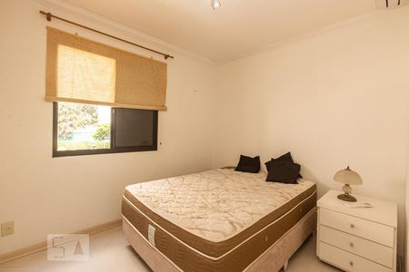 Quarto de apartamento para alugar com 1 quarto, 41m² em Vila Andrade, São Paulo