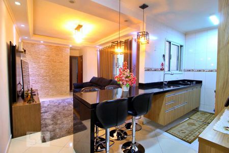 Sala/Cozinha de apartamento à venda com 2 quartos, 108m² em Vila Camilópolis, Santo André