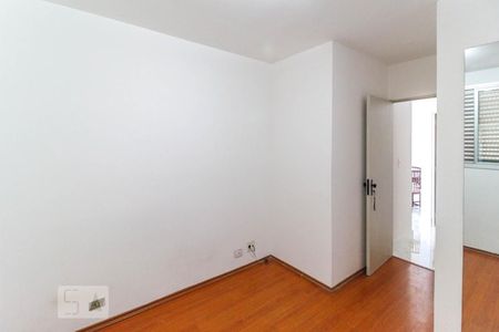 Quarto 1 de apartamento para alugar com 3 quartos, 62m² em Bosque da Saúde, São Paulo