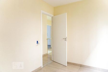 Quarto 1 de apartamento para alugar com 2 quartos, 40m² em Campo Grande, Rio de Janeiro