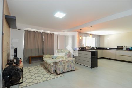 Sala de casa à venda com 4 quartos, 250m² em Vila Rosália, Guarulhos