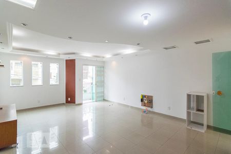 Sala de casa para alugar com 3 quartos, 220m² em Campestre, Santo André