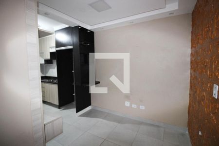 Sala de apartamento para alugar com 2 quartos, 43m² em Itaquera, São Paulo