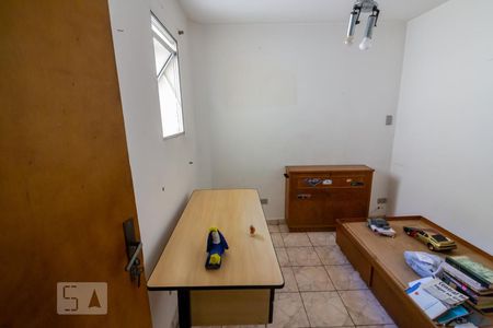Quarto 2 de casa para alugar com 5 quartos, 106m² em Vila Universitária, São Paulo