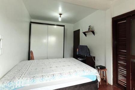 Quarto 1 de casa à venda com 3 quartos, 300m² em Farrapos, Porto Alegre