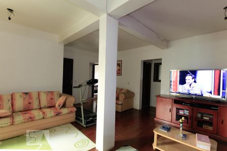 Sala de casa à venda com 3 quartos, 300m² em Farrapos, Porto Alegre