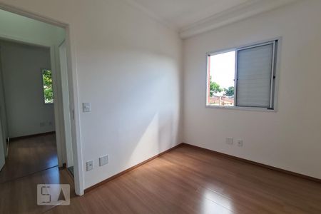 Quarto 2 de apartamento para alugar com 2 quartos, 47m² em Vila São Caetano, Sorocaba