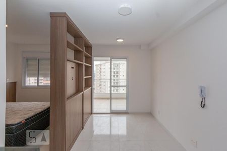 Sala/Cozinha de apartamento para alugar com 1 quarto, 45m² em Campo Belo, São Paulo