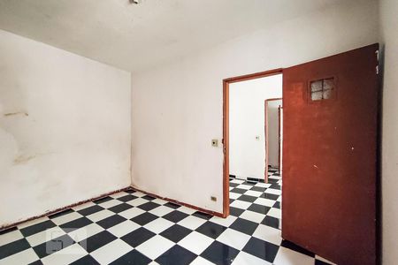 Quarto de casa para alugar com 1 quarto, 40m² em Parque Pinheiros, Taboão da Serra