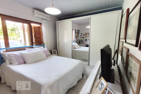 Quarto 1 de casa à venda com 2 quartos, 73m² em Feitoria, São Leopoldo