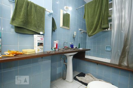 Banheiro de apartamento à venda com 1 quarto, 40m² em Botafogo, Rio de Janeiro