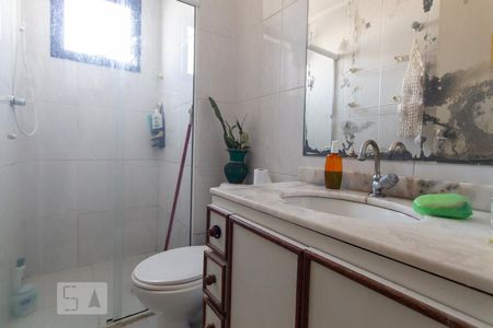 Banheiro de apartamento para alugar com 2 quartos, 55m² em Jardim Vila Formosa, São Paulo