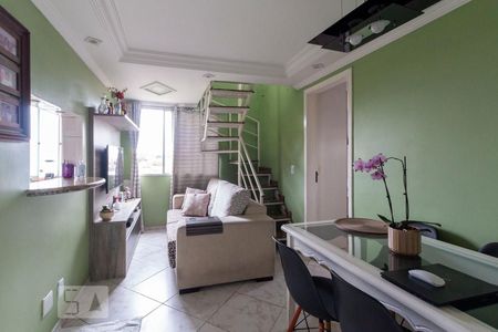 Sala de apartamento à venda com 2 quartos, 102m² em Vila Carmosina, São Paulo