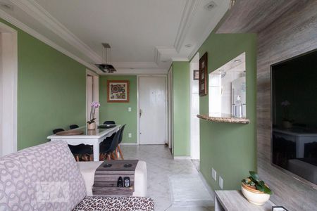 Sala de apartamento à venda com 2 quartos, 102m² em Vila Carmosina, São Paulo
