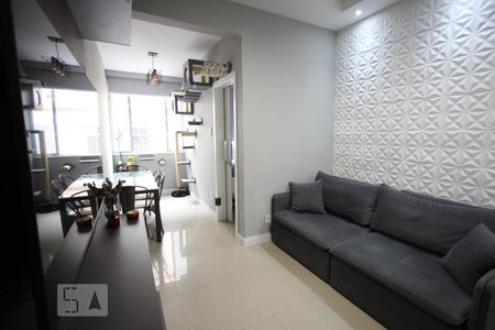 Sala de apartamento para alugar com 1 quarto, 40m² em Vila Isabel, Rio de Janeiro