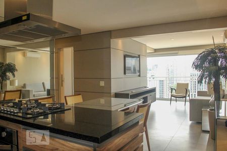 Sala de apartamento para alugar com 2 quartos, 80m² em Vila Nova Conceição, São Paulo