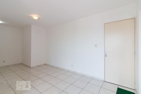 Sala de apartamento à venda com 2 quartos, 55m² em Macedo, Guarulhos