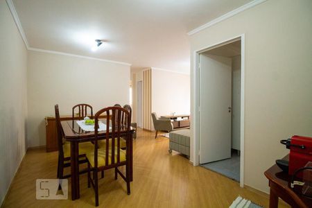 Sala de apartamento para alugar com 2 quartos, 63m² em Jardim Santa Emília, São Paulo