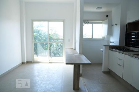 Sala de apartamento para alugar com 1 quarto, 35m² em Granja Viana, Cotia