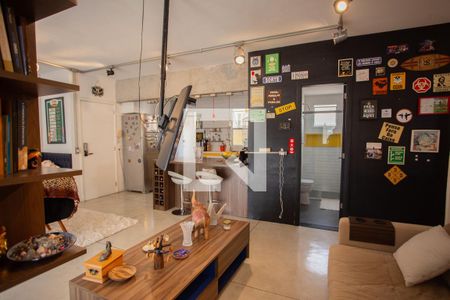 Sala de TV de apartamento à venda com 1 quarto, 86m² em Jardim Pereira Leite, São Paulo