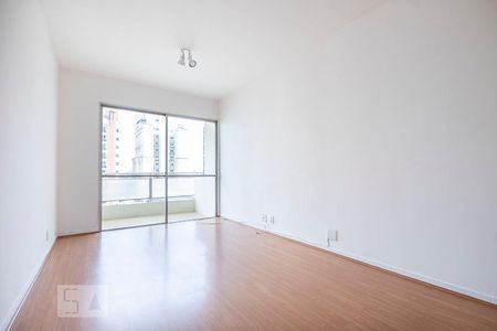Sala de apartamento para alugar com 3 quartos, 72m² em Vila Madalena, São Paulo