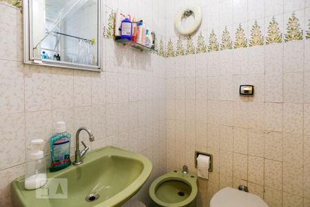 Banheiro de apartamento para alugar com 1 quarto, 45m² em Consolação, São Paulo