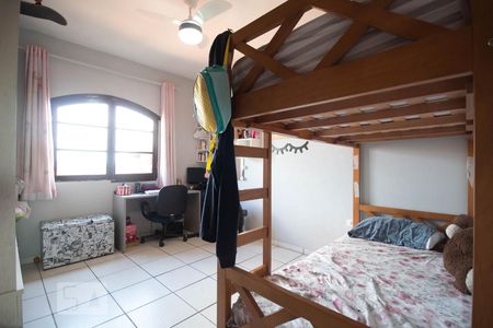 Quarto 2 de casa à venda com 2 quartos, 98m² em São Pedro, Osasco