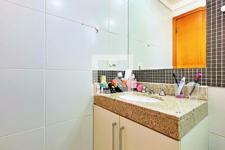 Banheiro da Suíte 1 de apartamento à venda com 3 quartos, 127m² em Centro, Guarulhos