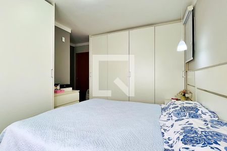 Apartamento à venda com 127m², 3 quartos e 3 vagas Apartamento à venda com 127m², 3 quartos e 3 vagasSuíte 3