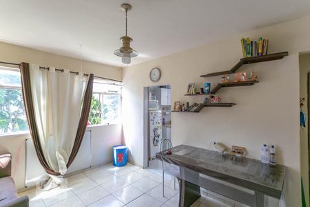 Sala de apartamento para alugar com 2 quartos, 62m² em Santa Terezinha, Belo Horizonte