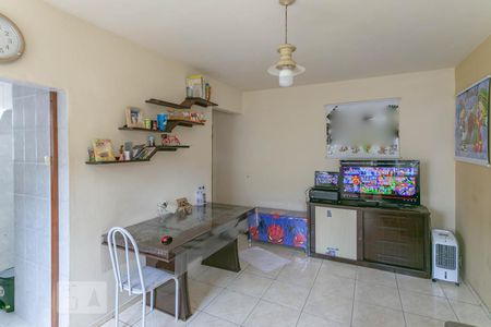 Sala de apartamento para alugar com 2 quartos, 62m² em Santa Terezinha, Belo Horizonte