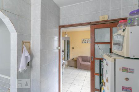 Cozinha de apartamento para alugar com 2 quartos, 62m² em Santa Terezinha, Belo Horizonte