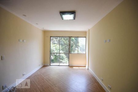 Sala de apartamento à venda com 2 quartos, 75m² em Jardim Londrina, São Paulo