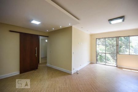 Sala de apartamento à venda com 2 quartos, 75m² em Jardim Londrina, São Paulo