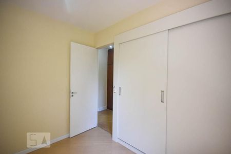 Quarto 1 de apartamento à venda com 2 quartos, 75m² em Jardim Londrina, São Paulo