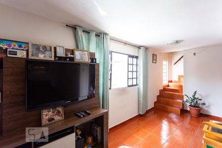 Sala de casa à venda com 3 quartos, 65m² em Jardim das Flores, Osasco