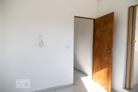 Quarto 1 de casa para alugar com 1 quarto, 50m² em Vila Barros, Guarulhos