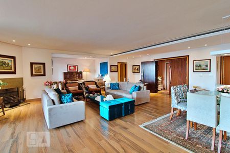 Sala de apartamento à venda com 4 quartos, 337m² em Vila Suzana, São Paulo