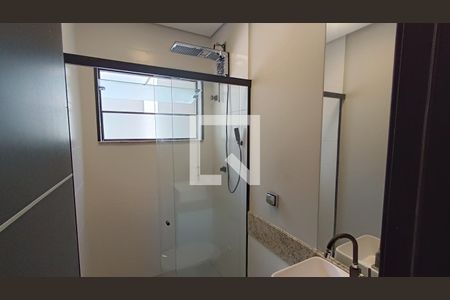 Banheiro de kitnet/studio para alugar com 1 quarto, 68m² em Jardim Icatu, Votorantim