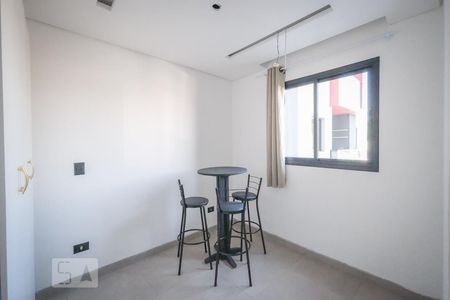 Quarto de kitnet/studio para alugar com 1 quarto, 28m² em Prado Velho, Curitiba