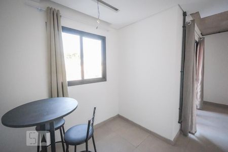 Quarto de kitnet/studio para alugar com 1 quarto, 28m² em Prado Velho, Curitiba