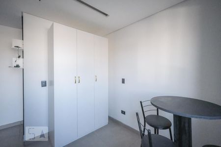 Quarto de kitnet/studio para alugar com 1 quarto, 28m² em Prado Velho, Curitiba