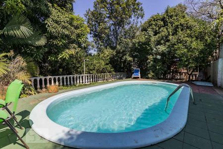 Piscina de casa à venda com 4 quartos, 200m² em Santa Tereza, Porto Alegre